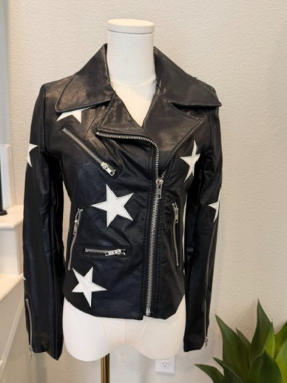 Faux Leather Star Print Motorcycle Jacket with Zippers Size Small